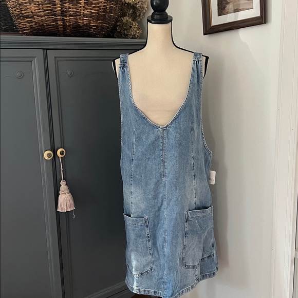 NWT We The Free High Roller Skirtall in Follow Your Heart - Picture 2 of 3